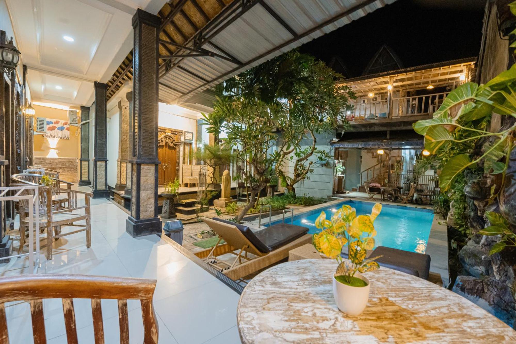 The Mel Homestay Batununggul Eksteriør billede
