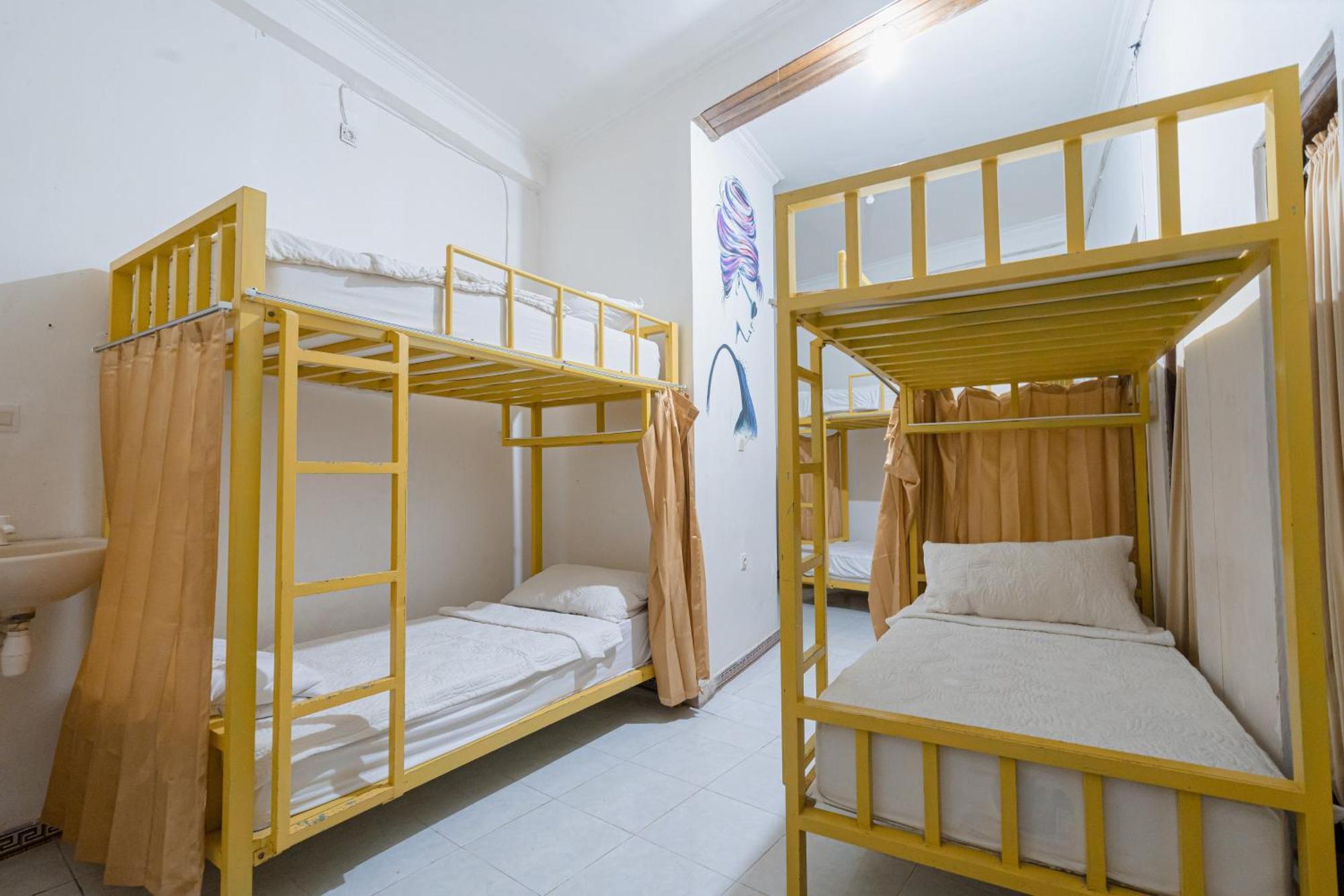The Mel Homestay Batununggul Eksteriør billede