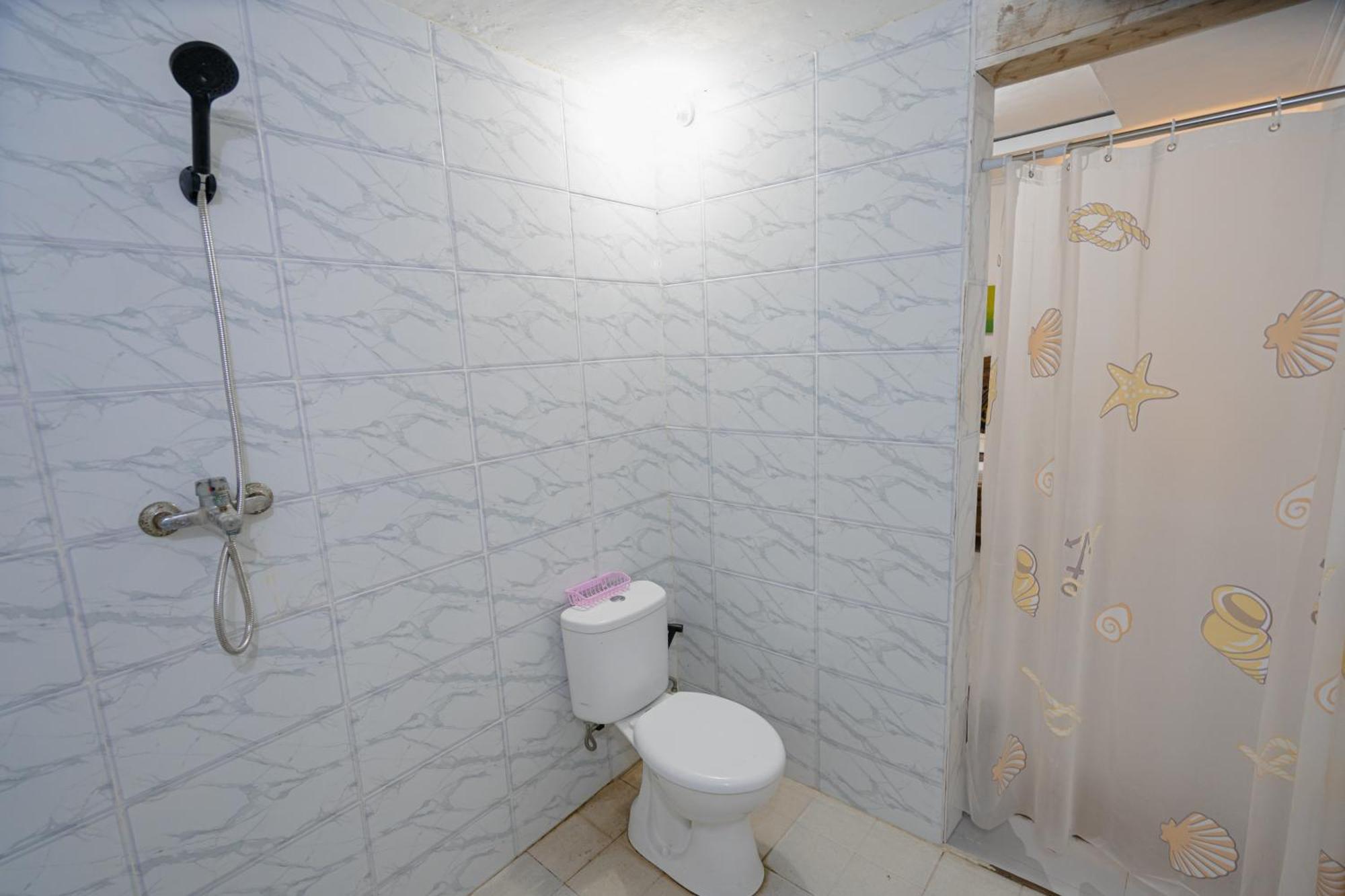 The Mel Homestay Batununggul Eksteriør billede
